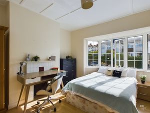 Photo 14- click for photo gallery